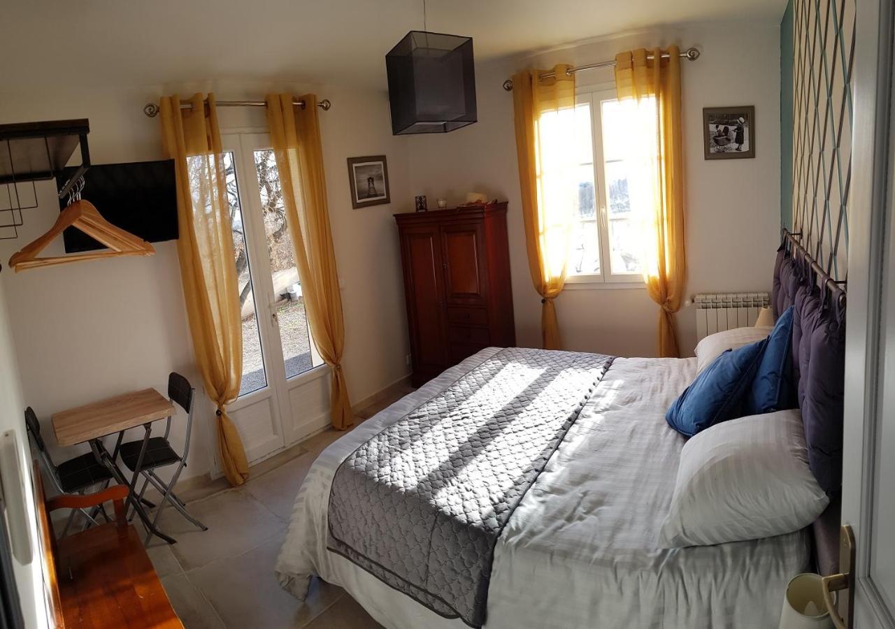 Les Chenes De Da-Li Bed and Breakfast Lezignan-la-Cebe Buitenkant foto